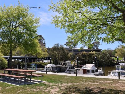 Picnic table overlooking the Port from the Western side.